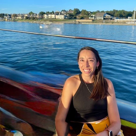 Meet your Posher, Brittany - Picture 1 of 5